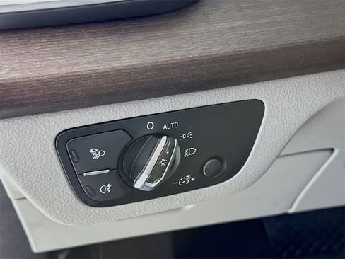 Used 2021 Audi Q5 2.0T Premium Plus w/ Premium Plus Package image 11