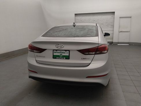 Used 2017 Hyundai Elantra Limited FWD image 7