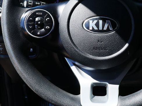 Used 2021 Kia Soul LX image 48