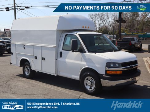 Used 2019 Chevrolet Express 3500 w/ Power Convenience Package image 1