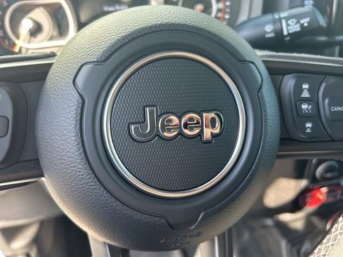 New 2026 Jeep Gladiator Mojave image 16