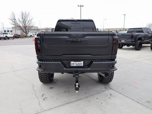 Used 2026 GMC Sierra 3500 Denali Ultimate image 5
