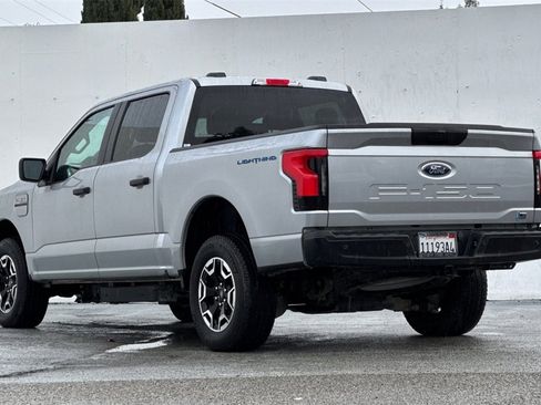 Used 2023 Ford F150 Lightning Pro image 6