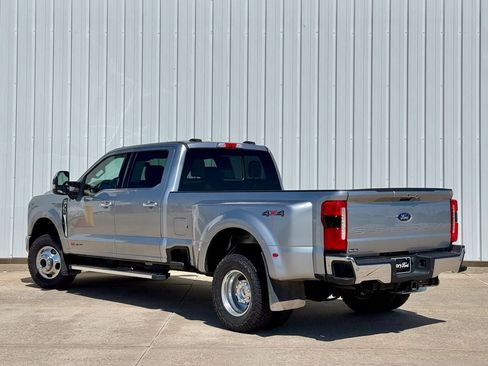 Certified 2024 Ford F350 Lariat w/ Chrome Package AWD/4WD image 4