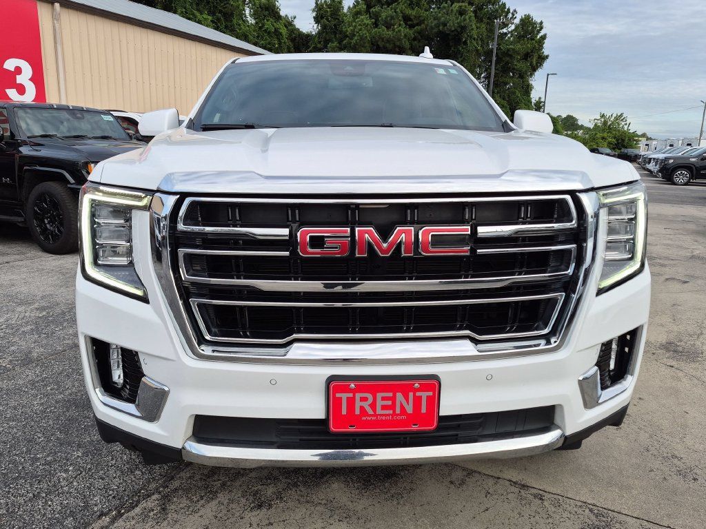 Used 2023 GMC Yukon SLT AWD/4WD image 6