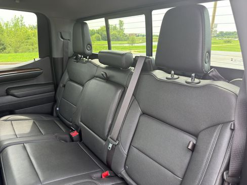 Used 2024 Chevrolet Silverado 1500 RST AWD/4WD image 37