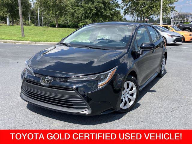 Certified 2025 Toyota Corolla LE FWD image 1