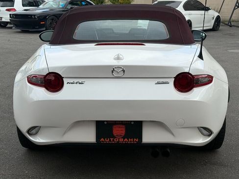 Used 2018 MAZDA MX-5 Miata Grand Touring RWD image 11