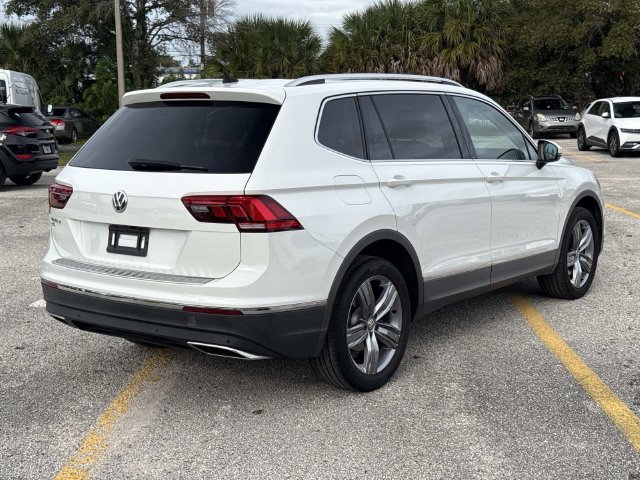 Used 2020 Volkswagen Tiguan SEL FWD image 3