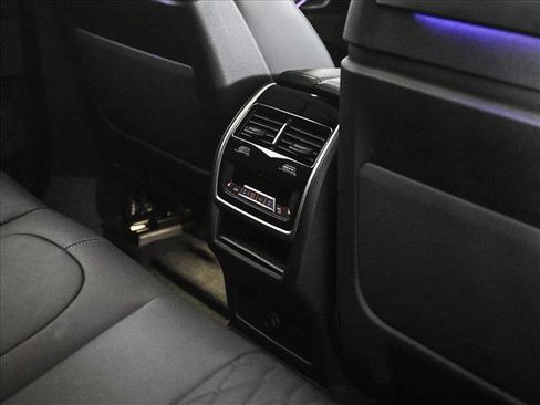 Used 2024 BMW X6 M60i image 18