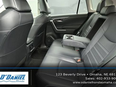 Used 2020 Toyota RAV4 XLE Premium AWD/4WD image 34