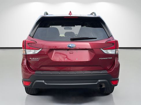 Used 2020 Subaru Forester Premium w/ Popular Package #1 AWD/4WD image 4