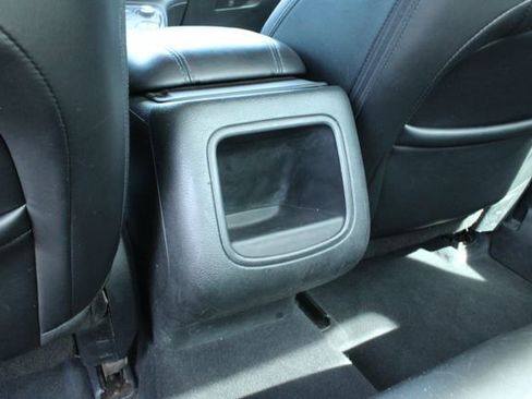 Used 2015 Chrysler 200 S FWD image 33