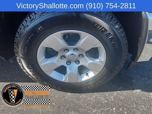 Used 2025 RAM 1500 Big Horn AWD/4WD image 32