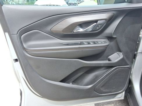 Used 2020 GMC Terrain SLT FWD image 22