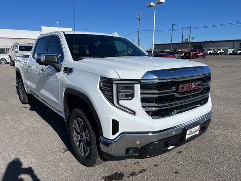 New 2026 GMC Sierra 1500 SLT w/ SLT Convenience Package AWD/4WD image 7