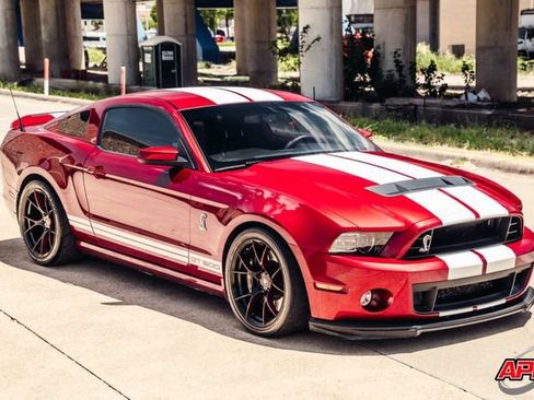 Used 2014 Ford Mustang Shelby GT500 w/ Equipment Group 821A RWD image 5