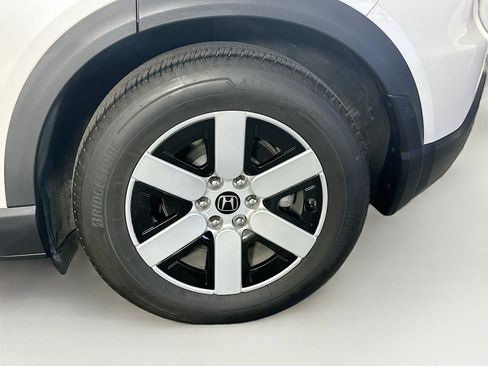 Used 2024 Honda Prologue EX image 11