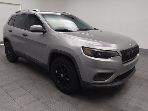 Used 2020 Jeep Cherokee Latitude Plus AWD/4WD image 11