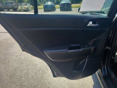 Used 2020 Kia Sportage LX FWD image 8