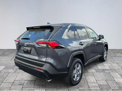 Used 2024 Toyota RAV4 XLE FWD image 17