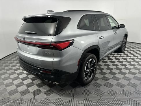 Used 2025 Buick Enclave Sport Touring image 8