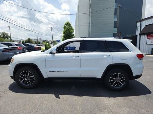 Used 2019 Jeep Grand Cherokee Limited image 4