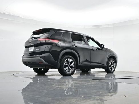 Used 2023 Nissan Rogue SV AWD/4WD image 30