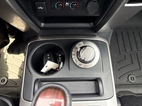 Used 2022 Toyota 4Runner Limited AWD/4WD image 40