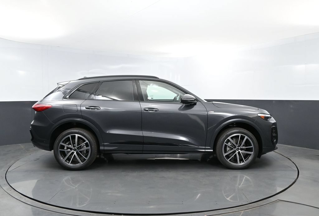 New 2026 Audi Q5 Premium AWD/4WD image 4