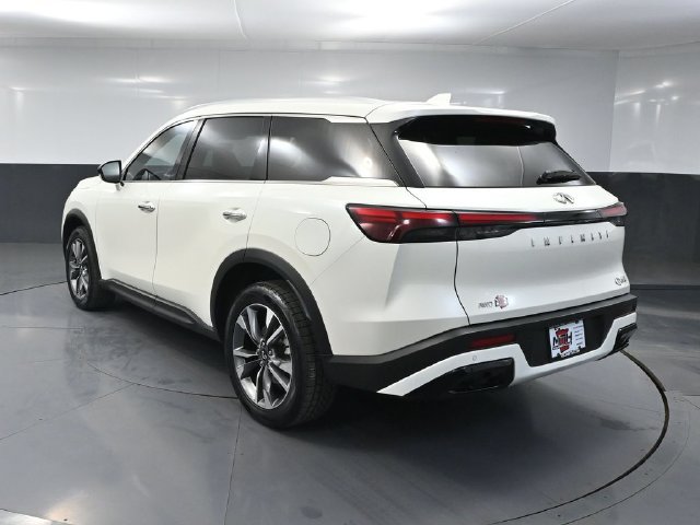 Used 2023 INFINITI QX60 Luxe AWD/4WD image 6