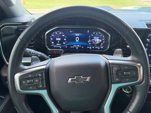 Used 2022 Chevrolet Silverado 1500 LT Trail Boss w/ Convenience Package II AWD/4WD image 8