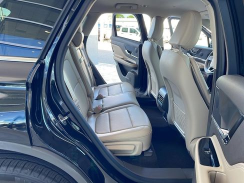 Used 2023 Lincoln Corsair Reserve image 44