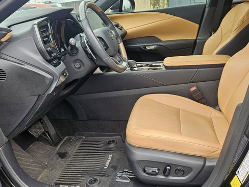 Certified 2024 Lexus RX 350 Premium Plus w/ Convenience Package FWD image 3