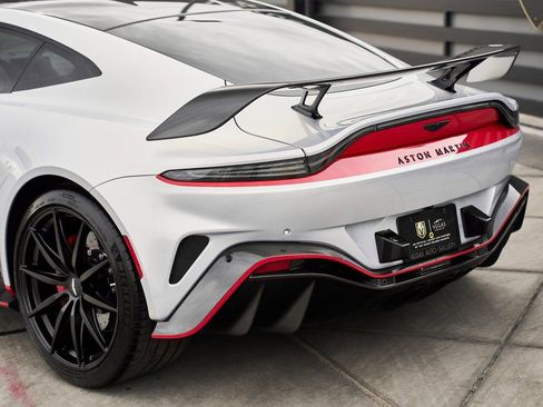 Used 2023 Aston Martin V12 Vantage image 14