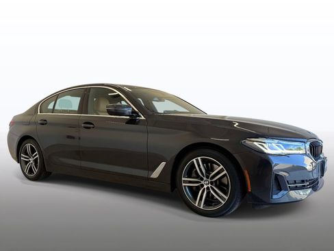Used 2022 BMW 530i xDrive w/ Premium Package AWD/4WD image 9