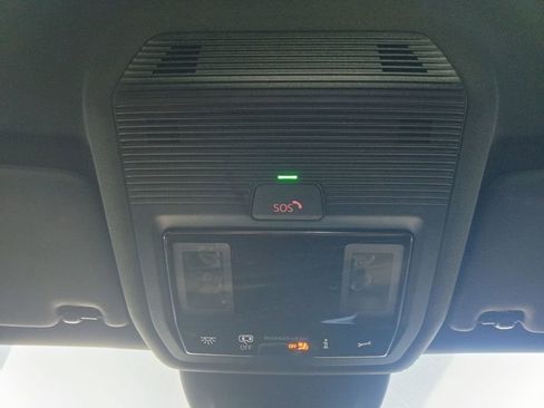 Used 2024 Volkswagen GTI S image 7