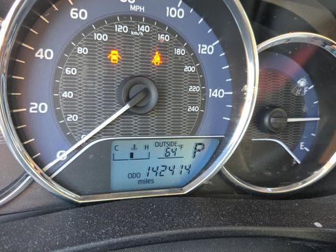 Used 2016 Toyota Corolla L FWD image 25