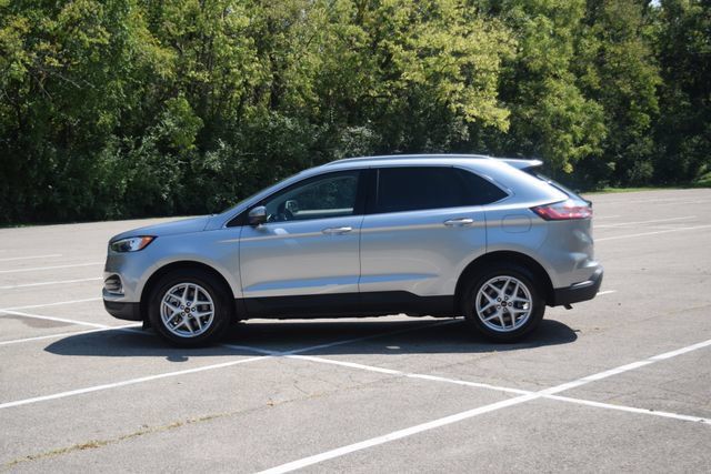 Used 2023 Ford Edge SEL w/ Convenience Package AWD/4WD image 22