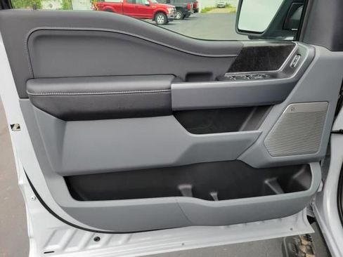 New 2025 Ford F150 Lightning Flash image 19