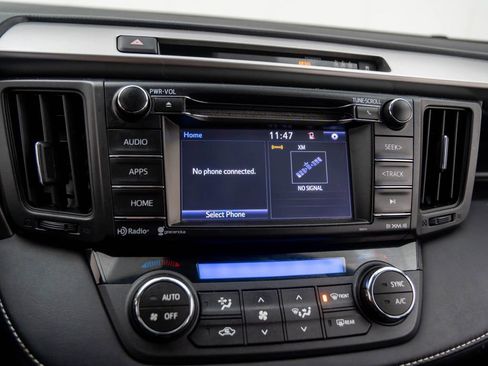 Used 2017 Toyota RAV4 XLE w/ All Weather Liner Package image 28