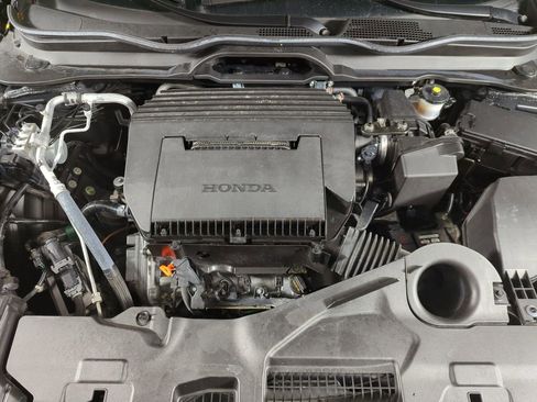 Certified 2024 Honda Pilot Touring image 18
