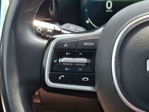 Certified 2023 Kia Sorento SX AWD/4WD image 23