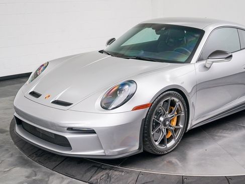 Used 2022 Porsche 911 GT3 image 9