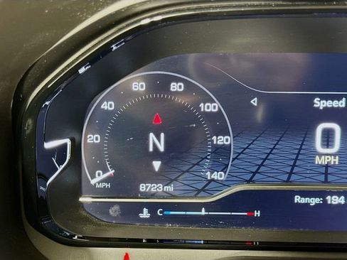 Used 2024 GMC Yukon Denali w/ Advanced Technology Package image 12