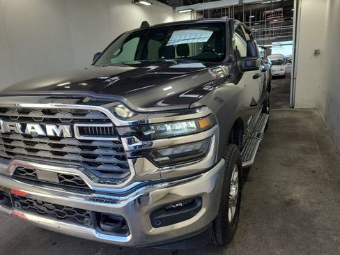 Used 2026 RAM 2500 Big Horn AWD/4WD image 8