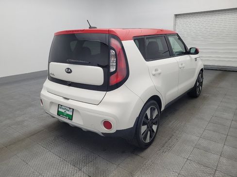 Used 2019 Kia Soul + image 9