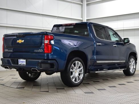 Used 2023 Chevrolet Silverado 1500 High Country w/ High Country Premium Package AWD/4WD image 8