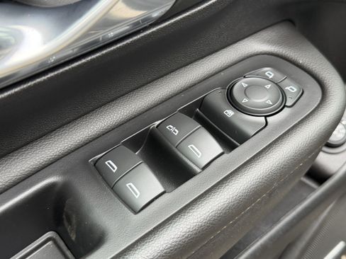 Used 2023 GMC Terrain AT4 w/ Infotainment Package II AWD/4WD image 5