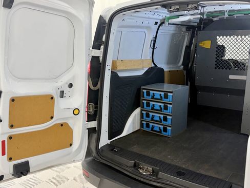 Used 2018 Ford Transit Connect XL image 15